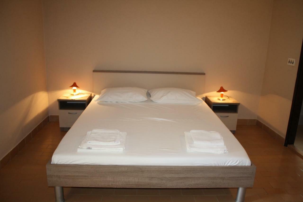 Babin Bed&Breakfast Pirovac Exterior foto