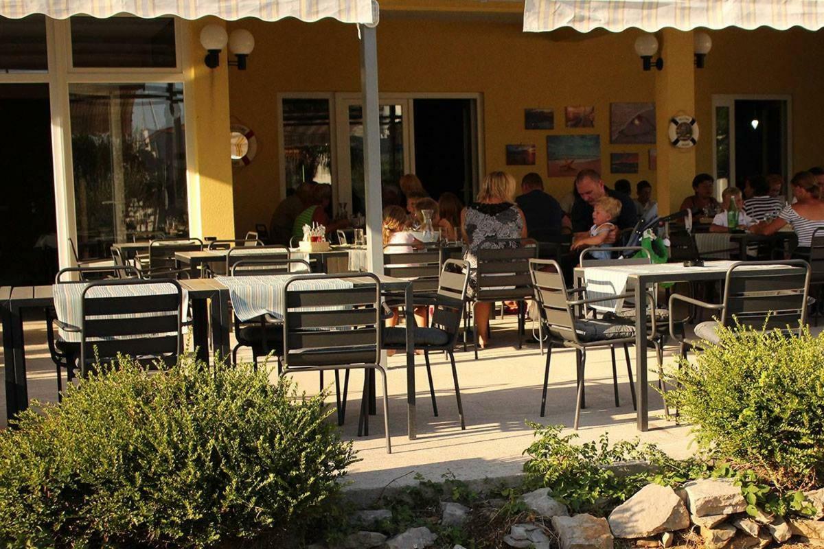 Babin Bed&Breakfast Pirovac Exterior foto